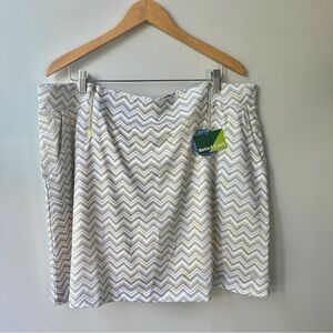 Women’s golf or tennis skirt / skort XXL